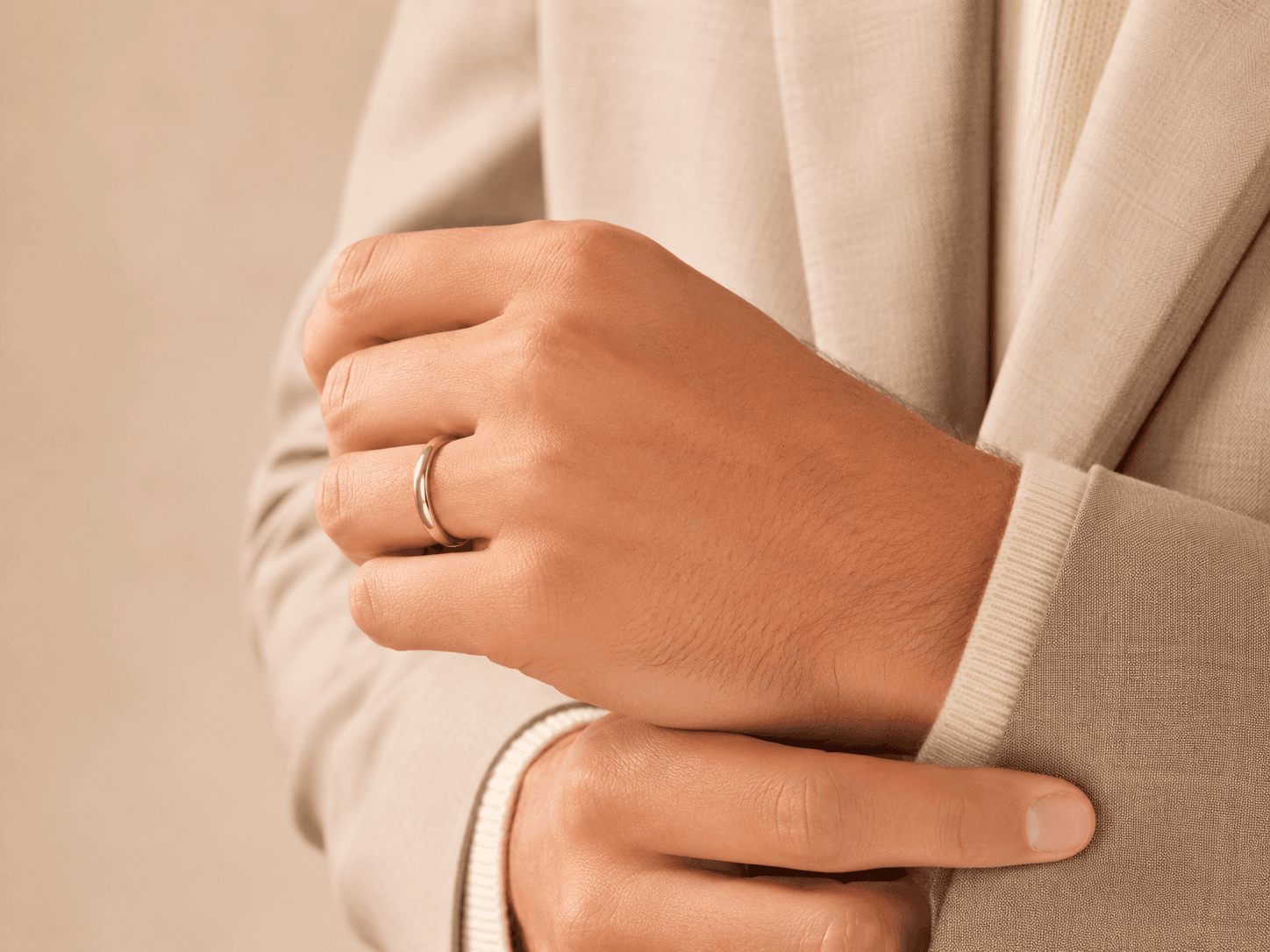 Which Hand Wedding Ring Male?