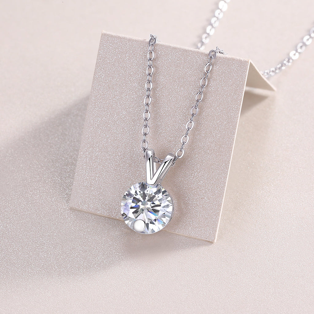 Luxury V-Shaped Moissanite Necklace