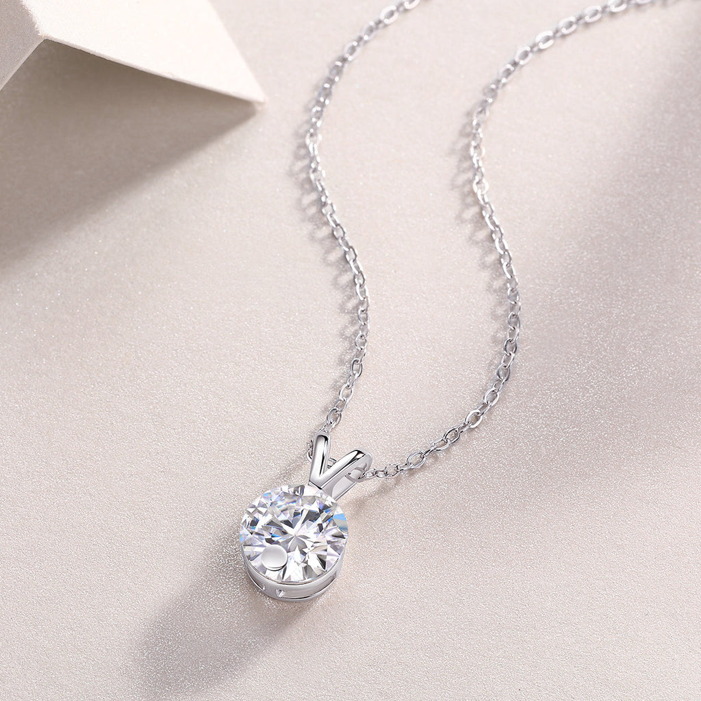 Luxury V-Shaped Moissanite Necklace