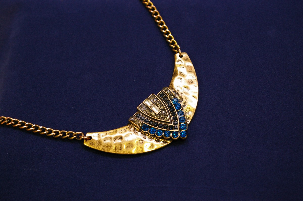 Gold necklace jewelry detail